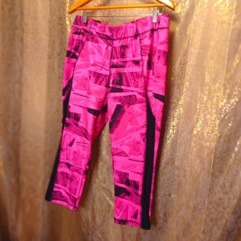 Size 14/16. Livi Active. Athletic leggings. Excellent condition.